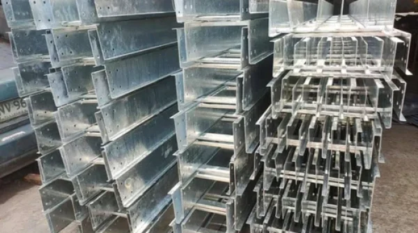 gi-ladder-type-cable-tray-500×500 gi-ladder-type-cable-tray-500x500